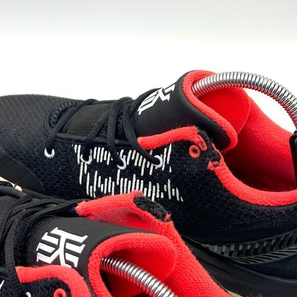 Kyrie Flytrap 2 'Black Bright Crimson' - Picture 7 of 10